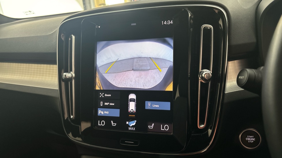VOLVO XC40 Reverse camera