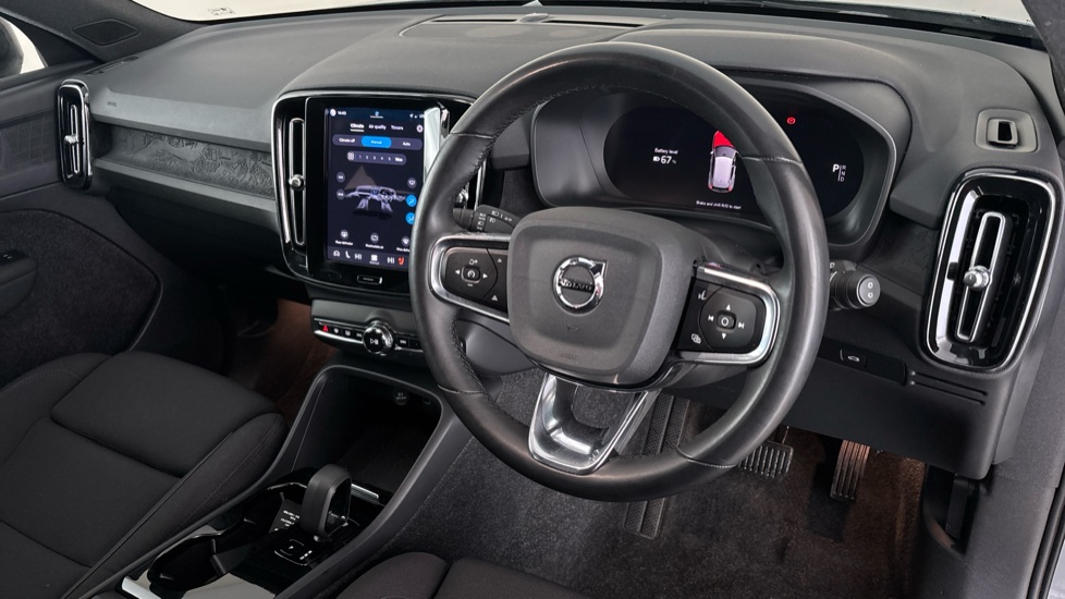 VOLVO XC40 Image 9