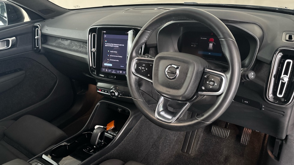 VOLVO XC40 Image 9