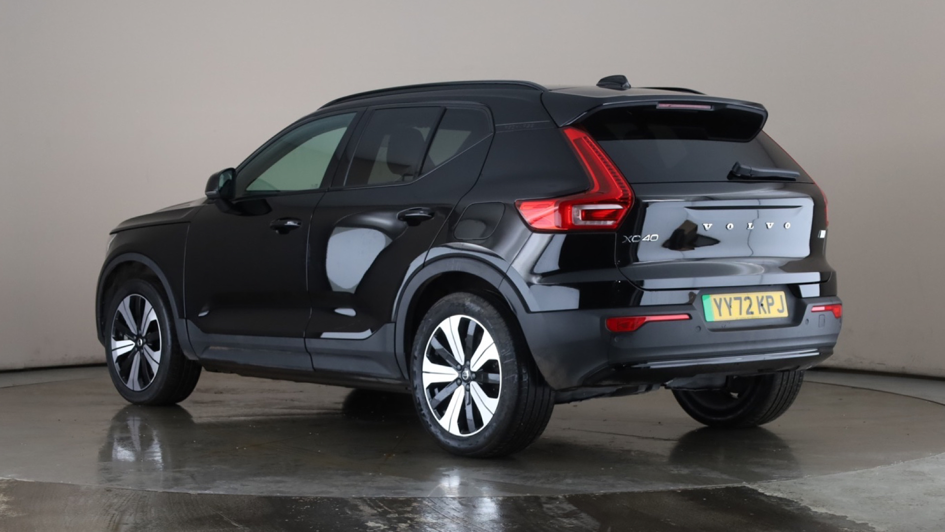 4027724 300kW Recharge Twin Plus 78kWh 5dr AWD Auto