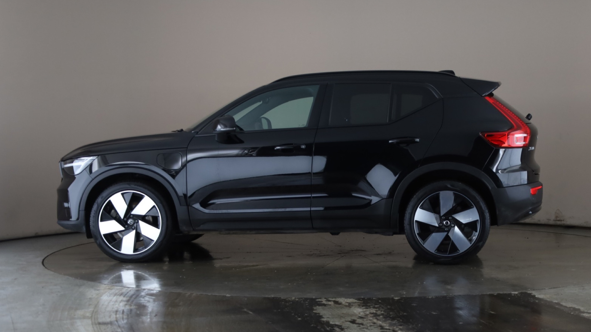 1.5 T5 Recharge PHEV Ultimate Dark 5dr Auto [2023]