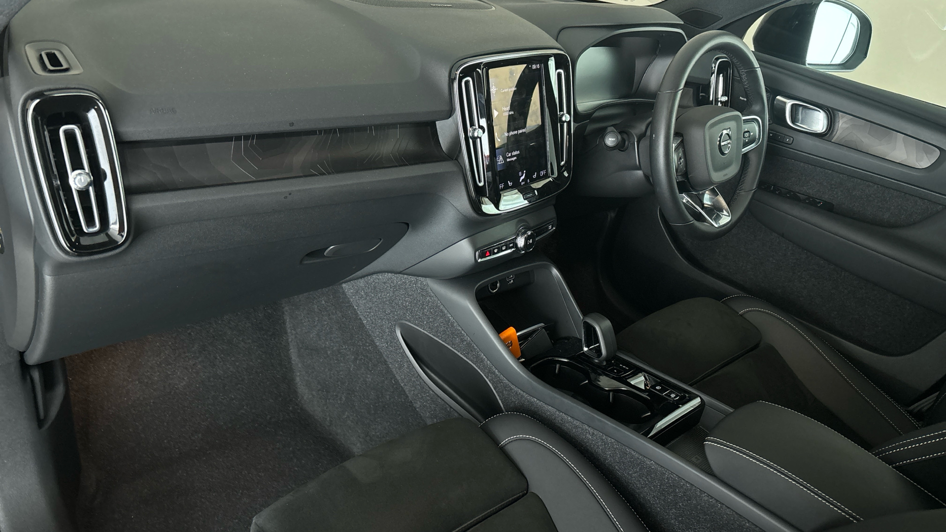 4020729 1.5 T5 Recharge PHEV Ultimate Dark 5dr Auto