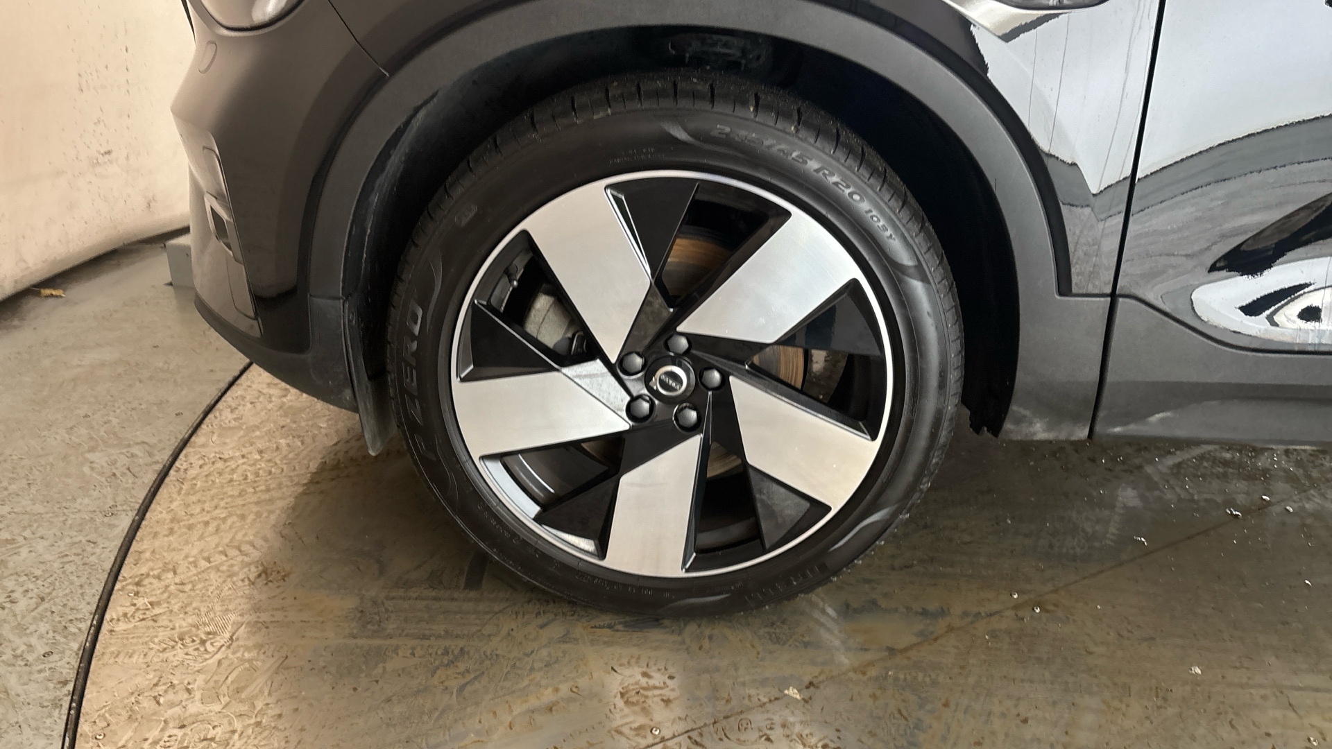 4020729 1.5 T5 Recharge PHEV Ultimate Dark 5dr Auto