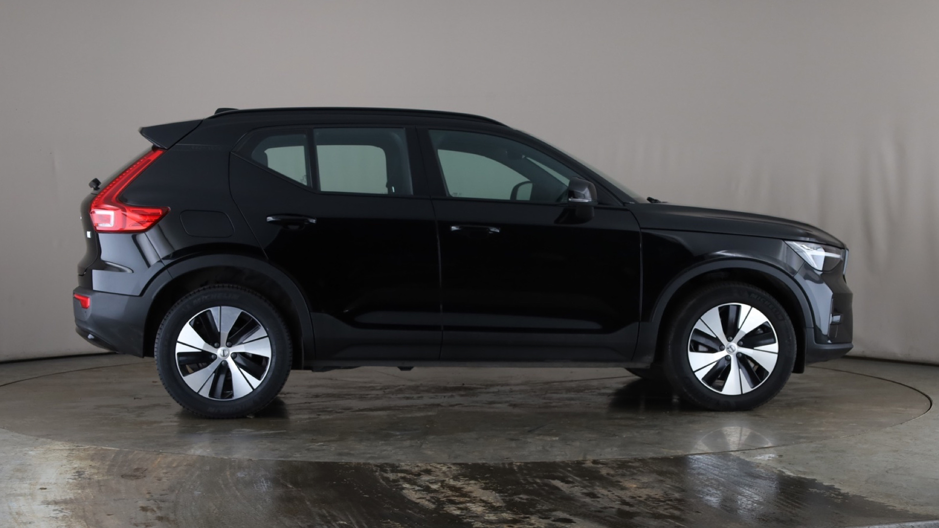 4027733 1.5 T4 Recharge PHEV Plus Dark 5dr Auto