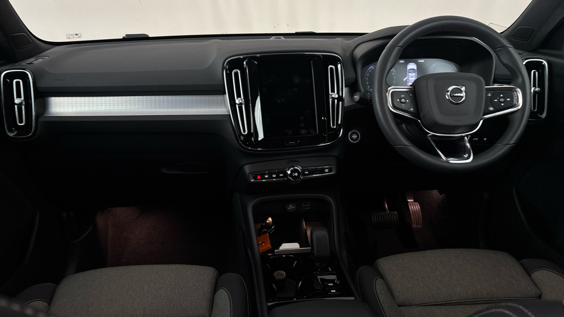 4027733 1.5 T4 Recharge PHEV Plus Dark 5dr Auto