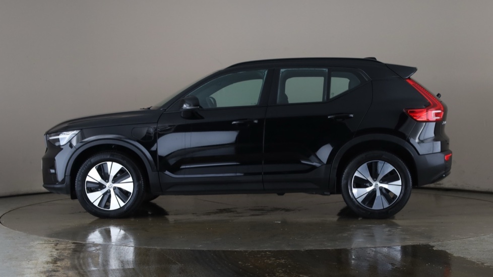 VOLVO XC40 Image 2
