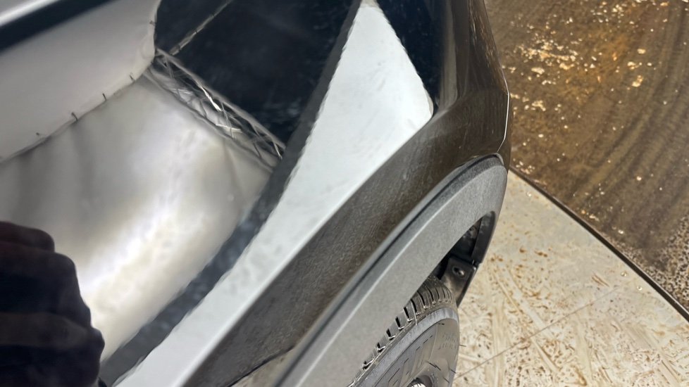 VOLVO XC40 scratches