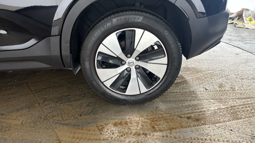 VOLVO XC40 Image 18