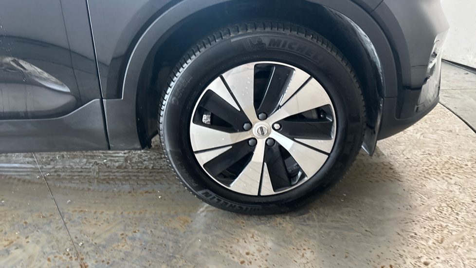 VOLVO XC40 Image 20
