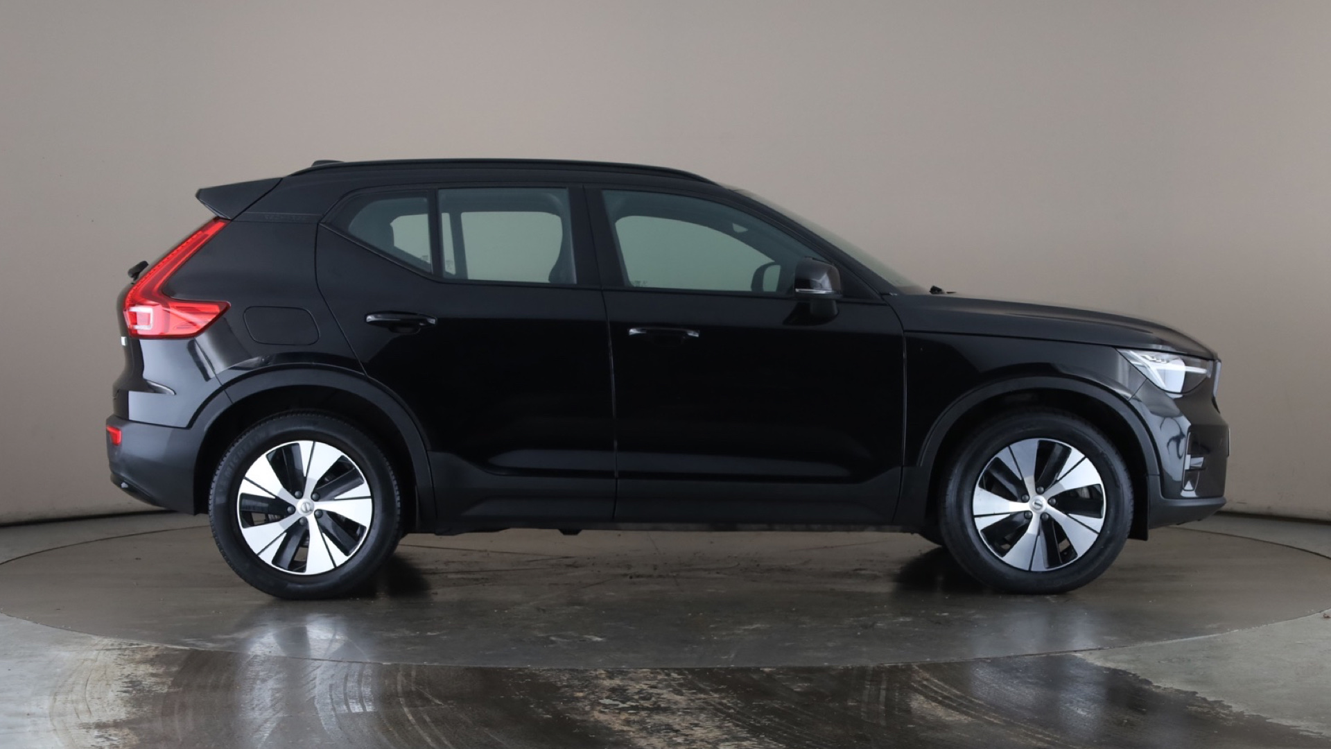 4020901 1.5 T4 Recharge PHEV Plus Dark 5dr Auto