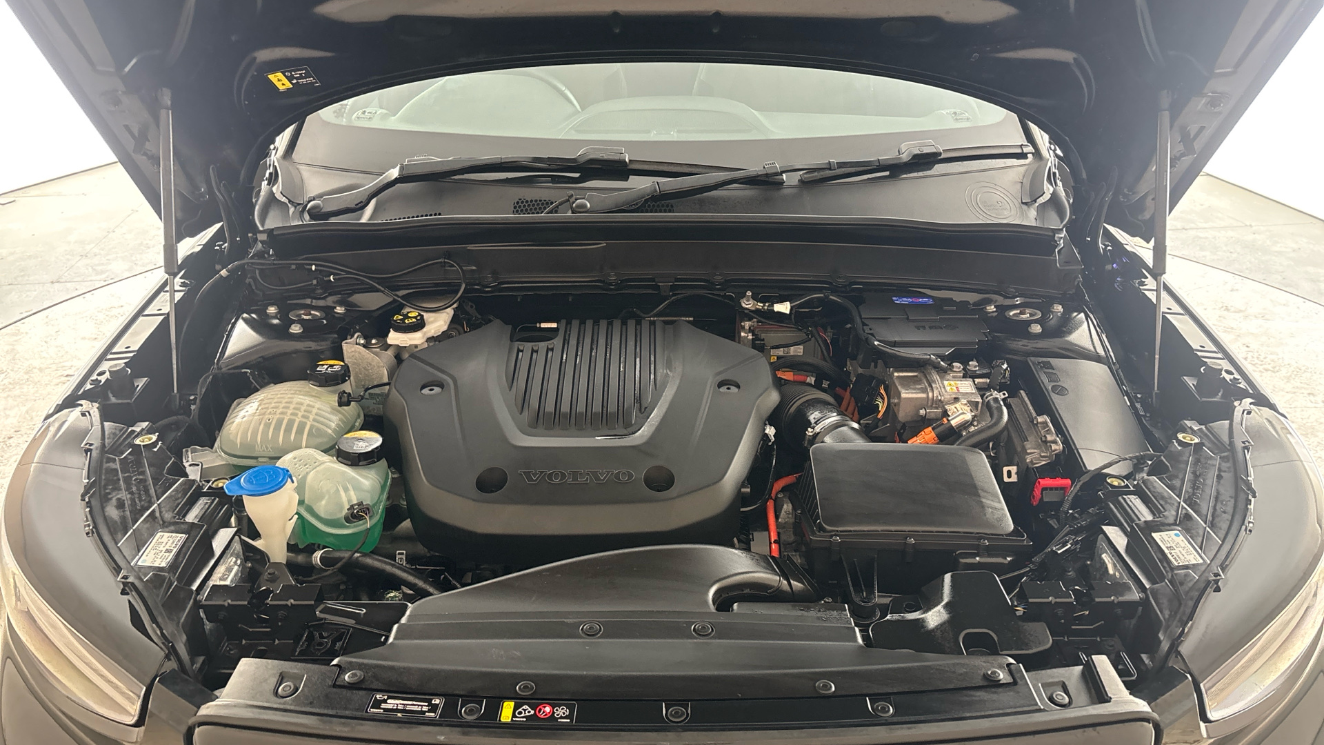 4020901 1.5 T4 Recharge PHEV Plus Dark 5dr Auto