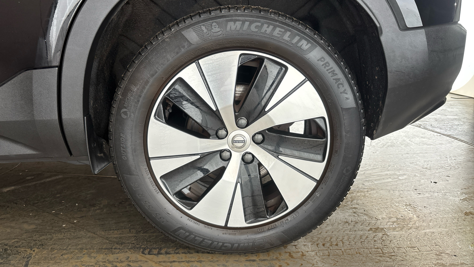 4020901 1.5 T4 Recharge PHEV Plus Dark 5dr Auto