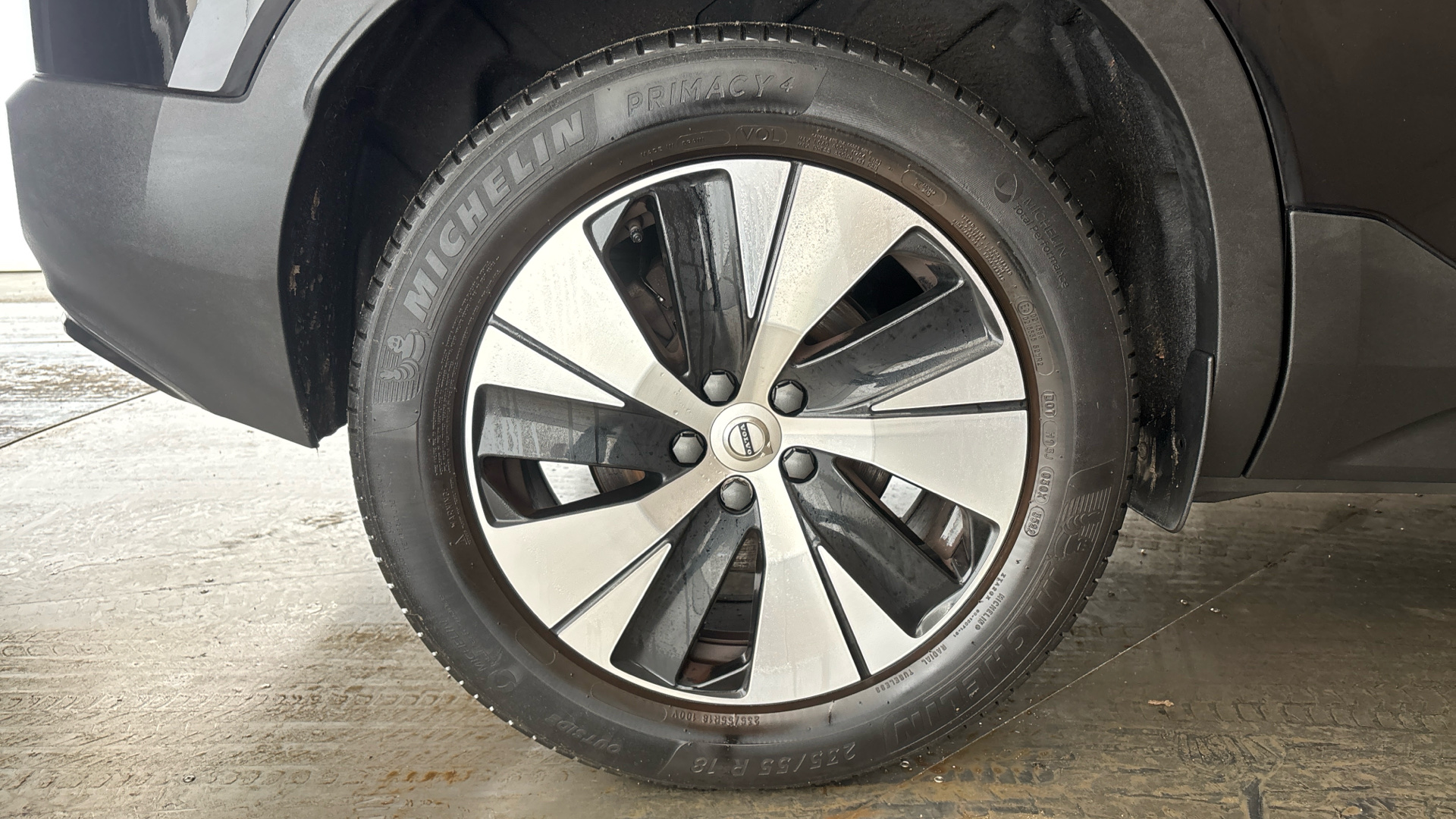 4020901 1.5 T4 Recharge PHEV Plus Dark 5dr Auto