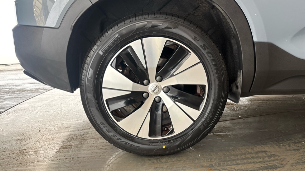 VOLVO XC40 Image 19