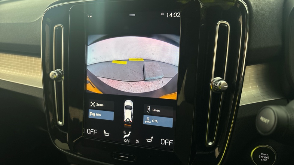 VOLVO XC40 reverse camera