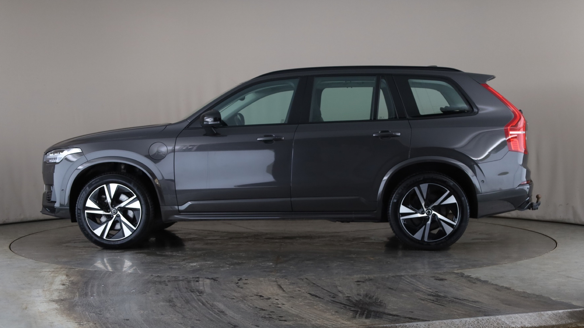 2.0 T8 [455] RC PHEV Plus Dark 5dr AWD Geartronic [2023]