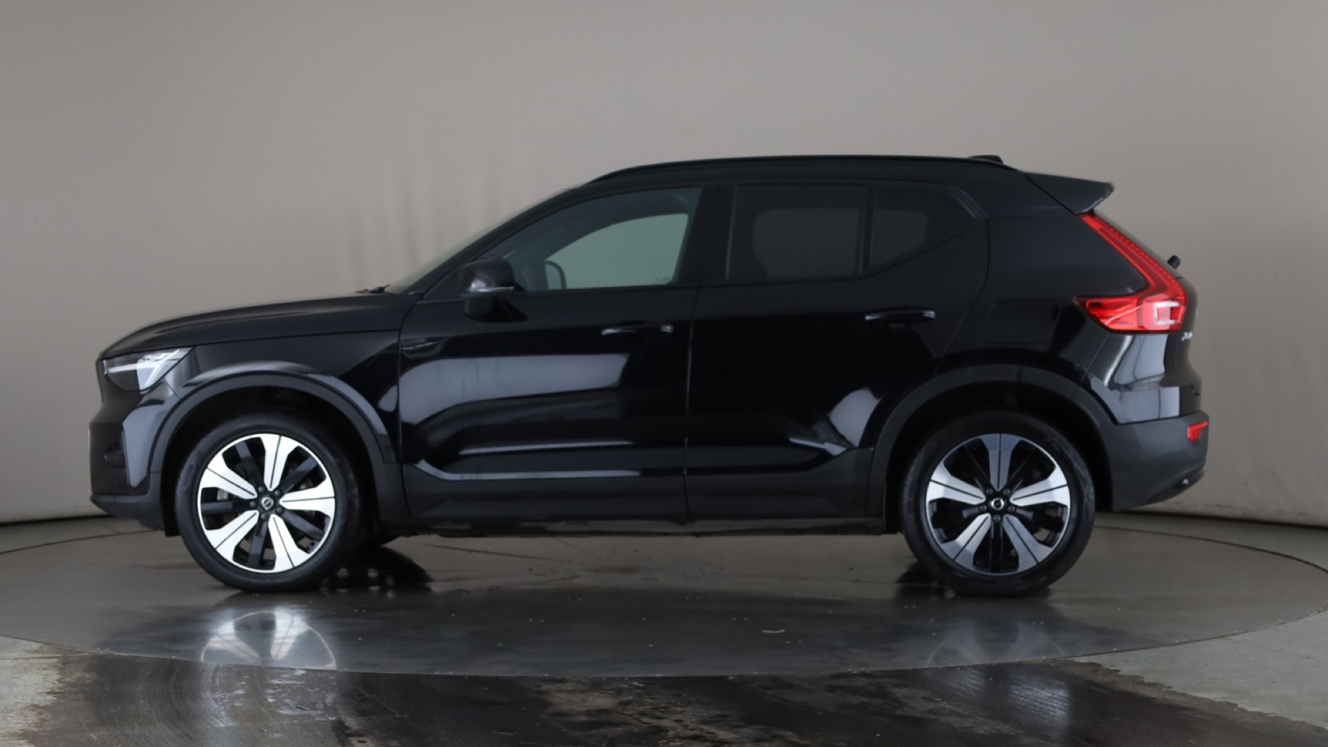 170kW Recharge Core 69kWh 5dr Auto