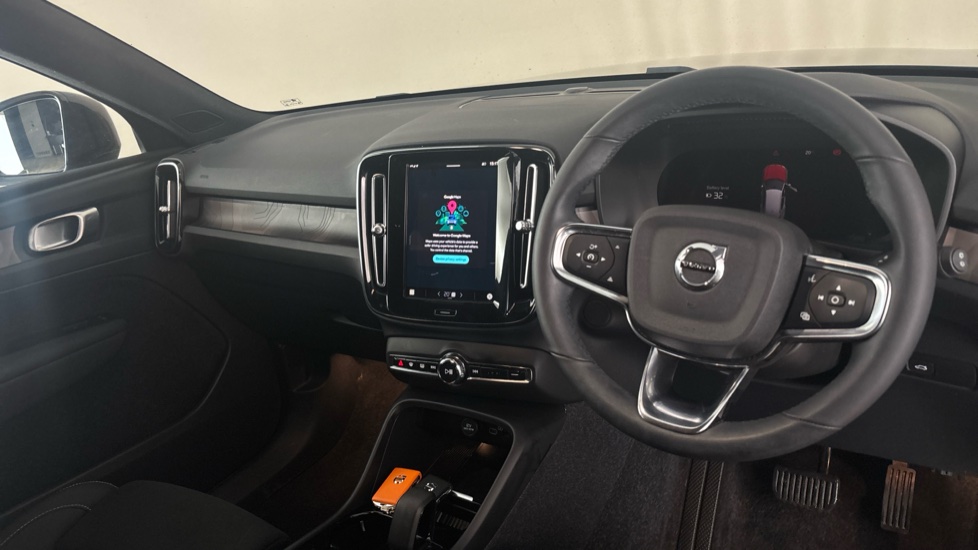 VOLVO XC40 Image 9