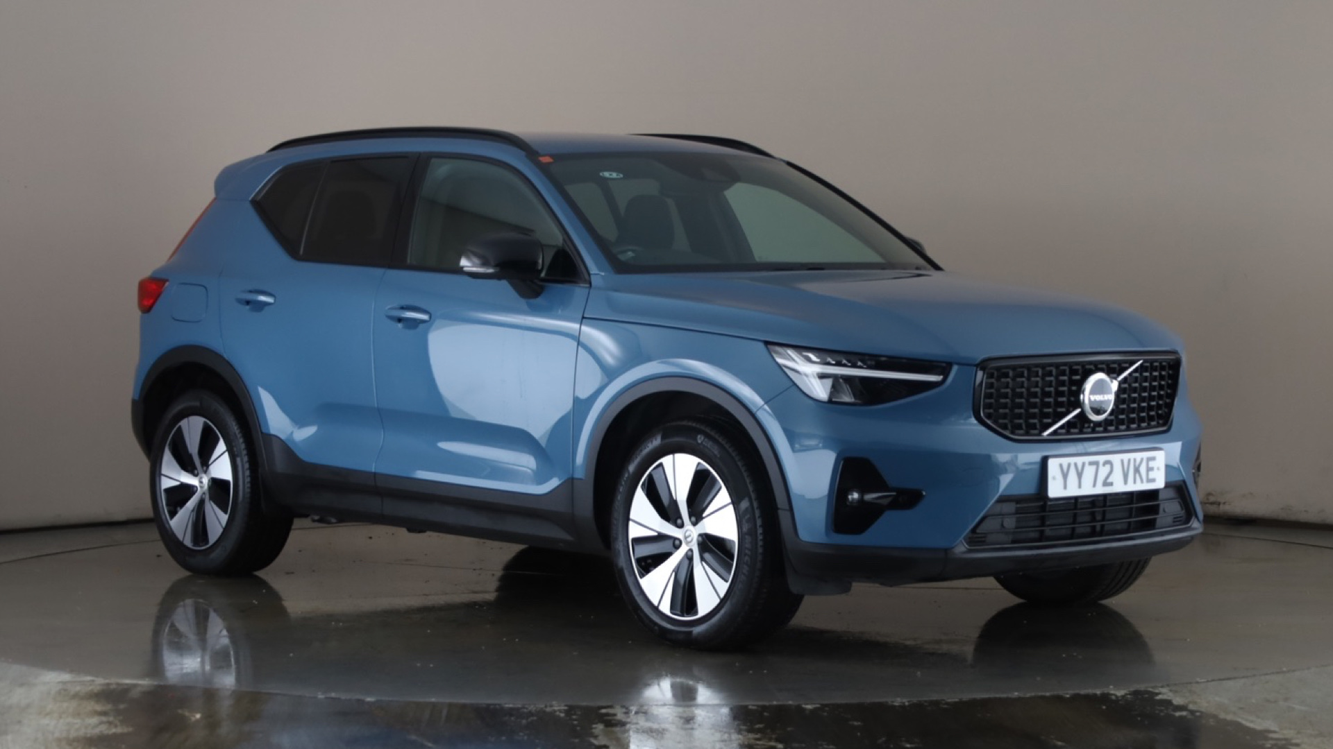 4020716 1.5 T4 Recharge PHEV Plus Dark 5dr Auto