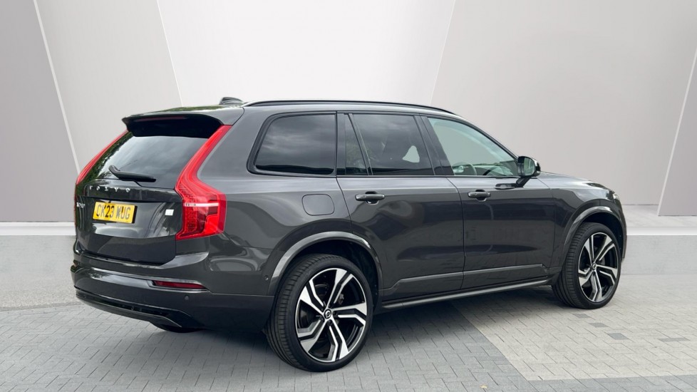 Volvo XC90 2.0 T8 [455] RC PHEV Ultimate Dark 5dr AWD Gtron Estate - Image 2