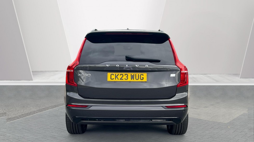Volvo XC90 2.0 T8 [455] RC PHEV Ultimate Dark 5dr AWD Gtron Estate - Image 7