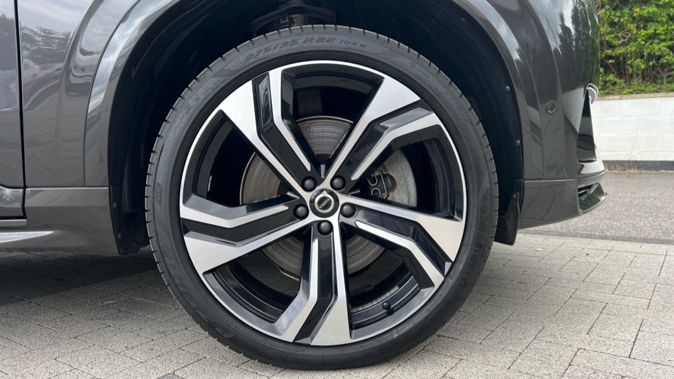 Volvo XC90 2.0 T8 [455] RC PHEV Ultimate Dark 5dr AWD Gtron Estate - Image 9