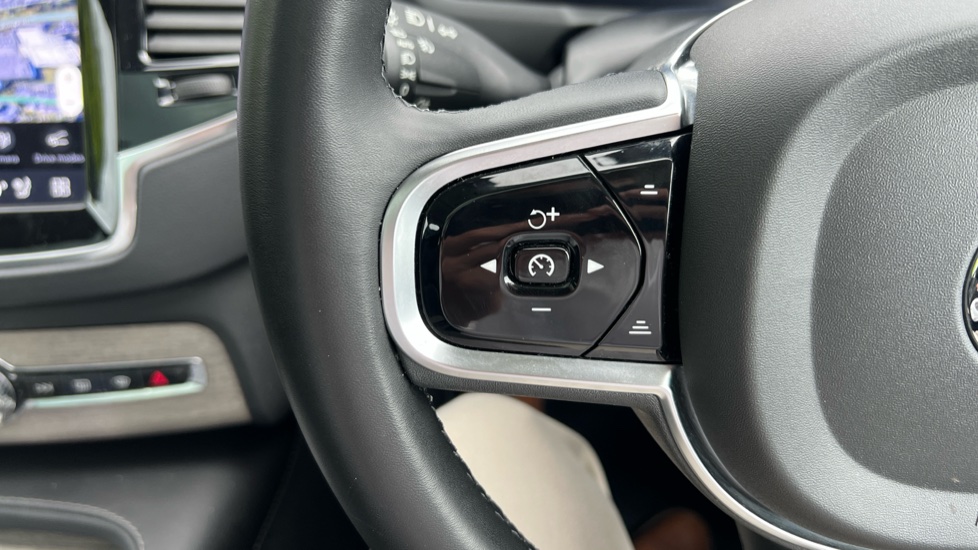 Volvo XC90 2.0 T8 [455] RC PHEV Ultimate Dark 5dr AWD Gtron Estate - Image 20