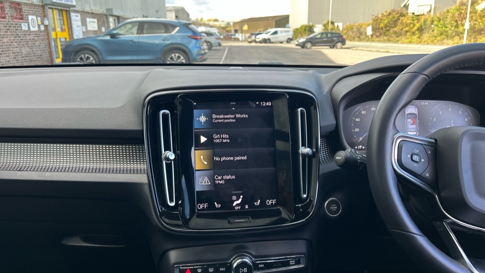 Volvo XC40 1.5 T3 [163] R DESIGN 5dr Geartronic Petrol Estate - Image 12