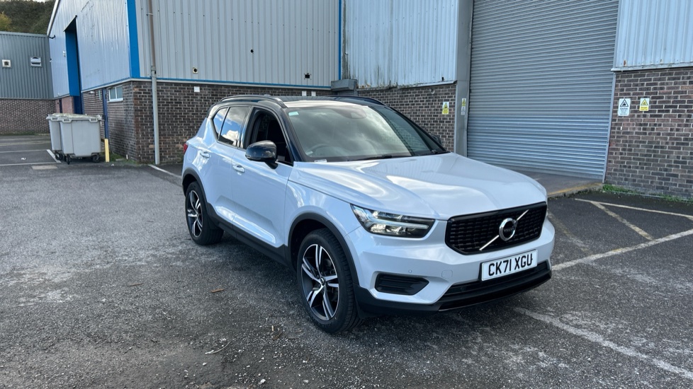 Volvo XC40 1.5 T3 [163] R DESIGN 5dr Geartronic Petrol Estate - Image 43