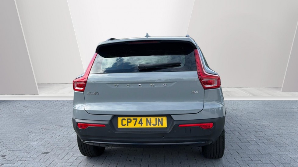 Volvo XC40 2.0 B4P Plus Dark 5dr Auto Petrol Estate - Image 7