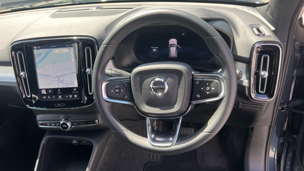 Volvo XC40 2.0 B4P Plus Dark 5dr Auto Petrol Estate - Image 10