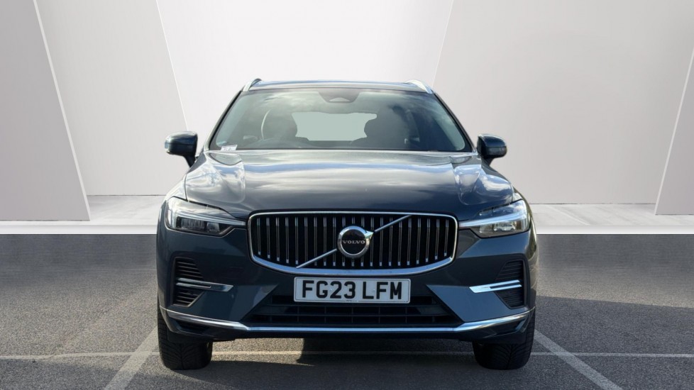 Volvo XC60 2.0 T6 [350] RC PHEV Core Bright 5dr AWD Gtron Estate - Image 8