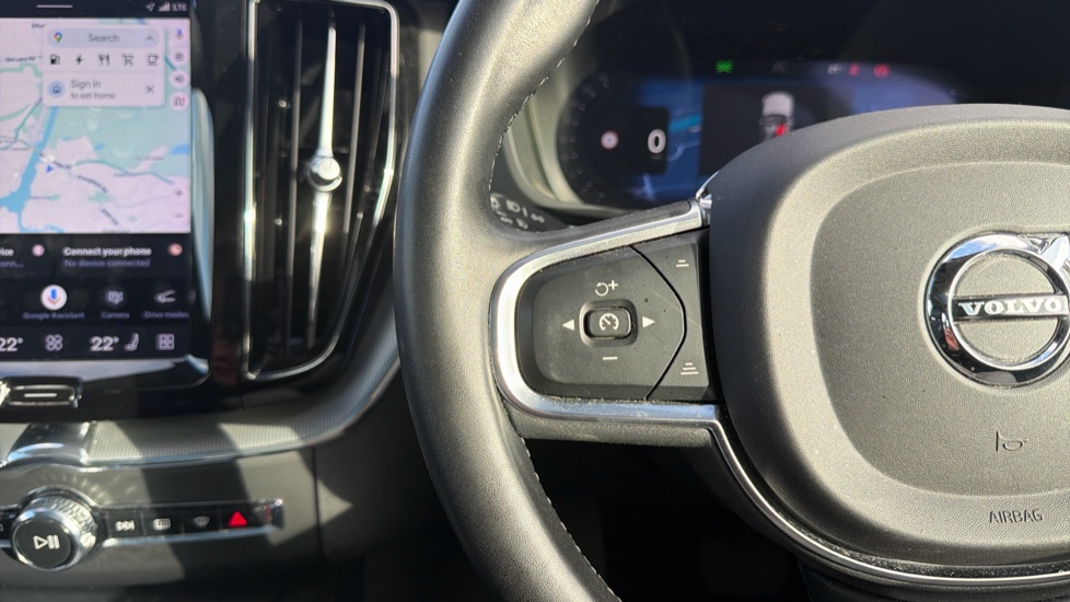 Volvo XC60 2.0 T6 [350] RC PHEV Core Bright 5dr AWD Gtron Estate - Image 21