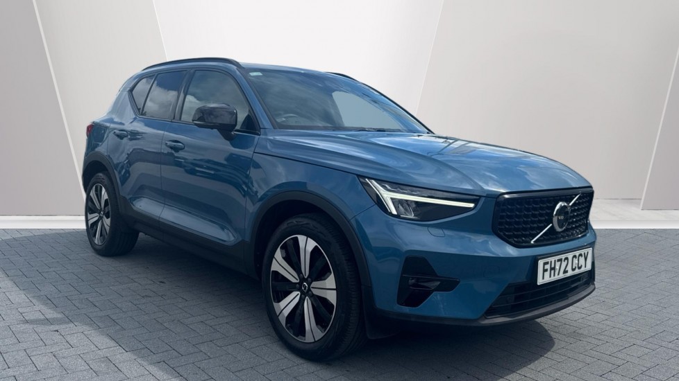 Volvo XC40 1.5 T5 Recharge PHEV Ultimate Dark 5dr Auto Estate - Image 1