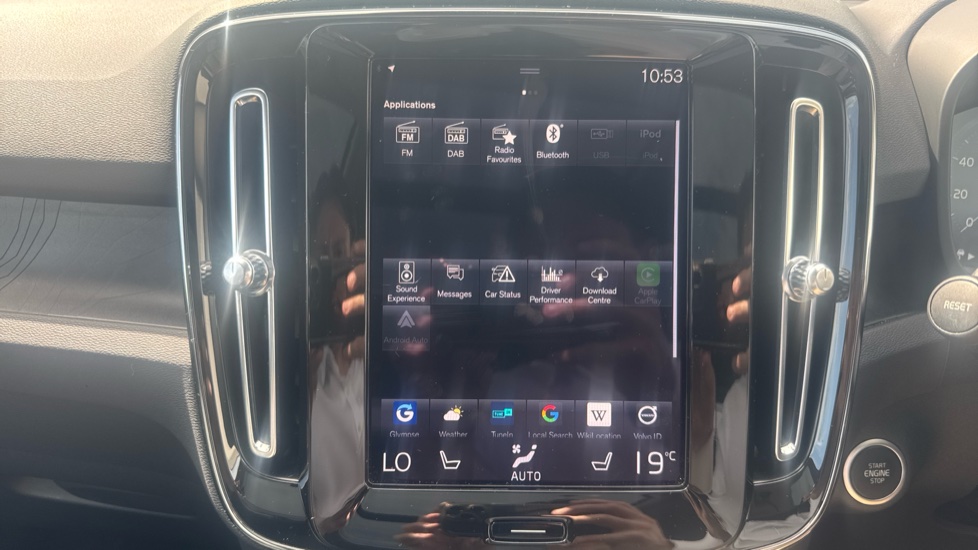 Volvo XC40 1.5 T5 Recharge PHEV Ultimate Dark 5dr Auto Estate - Image 12
