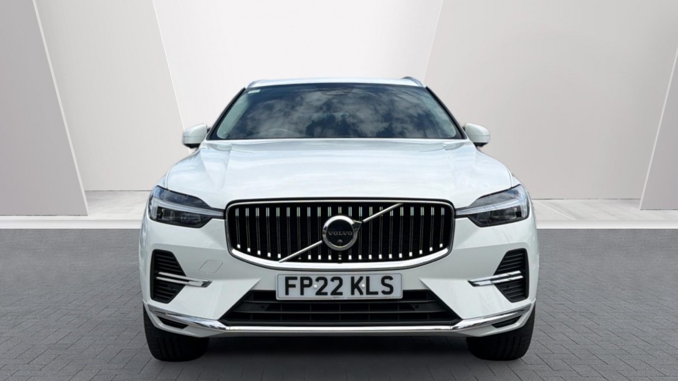 Volvo XC60 2.0 T6 350 RC PHEV Inscription Expr 5dr AWD Auto Estate - Image 8
