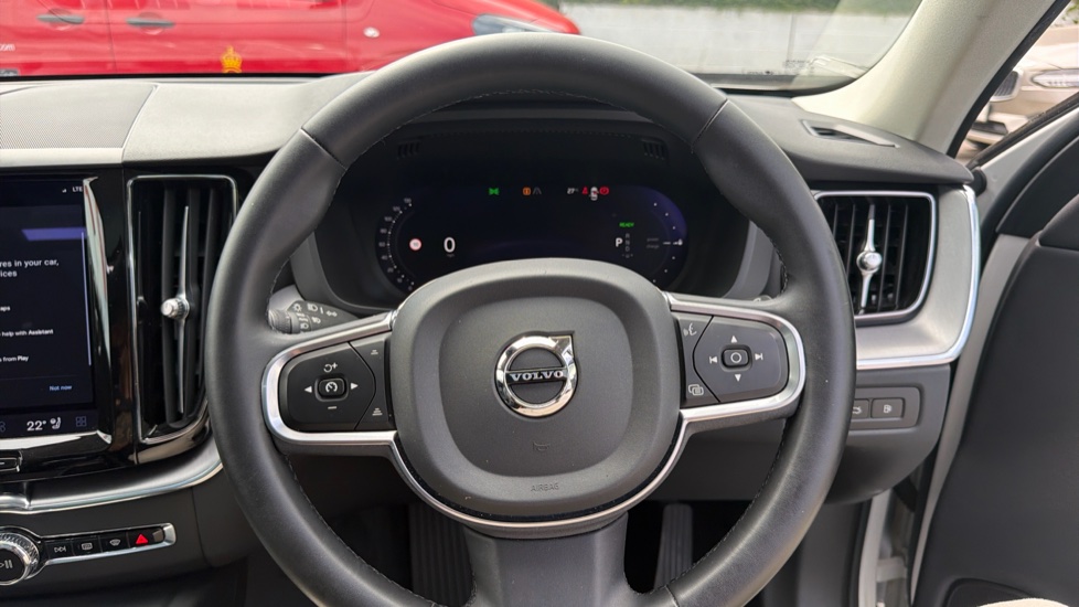 Volvo XC60 2.0 T6 350 RC PHEV Inscription Expr 5dr AWD Auto Estate - Image 10
