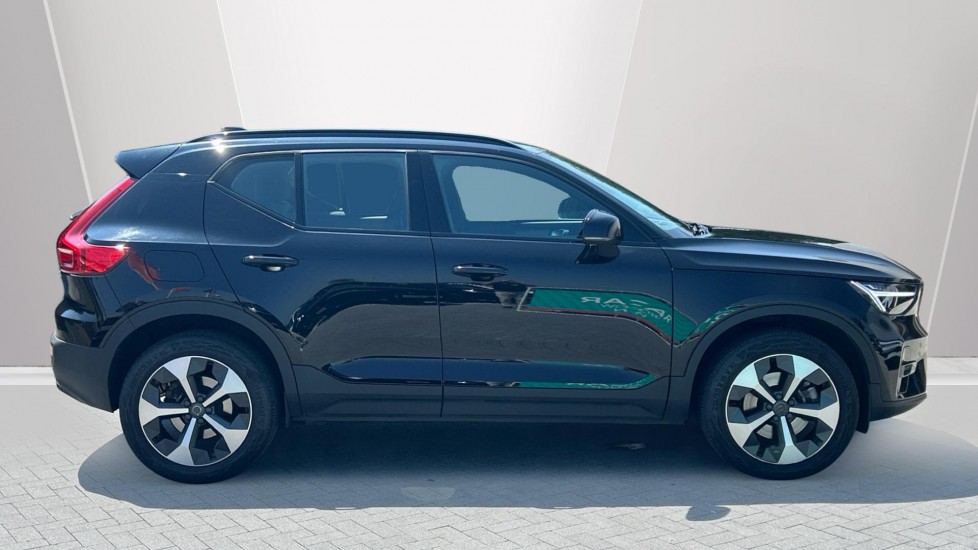 Volvo XC40 2.0 B3P Plus Dark 5dr Auto Petrol Estate - Image 3