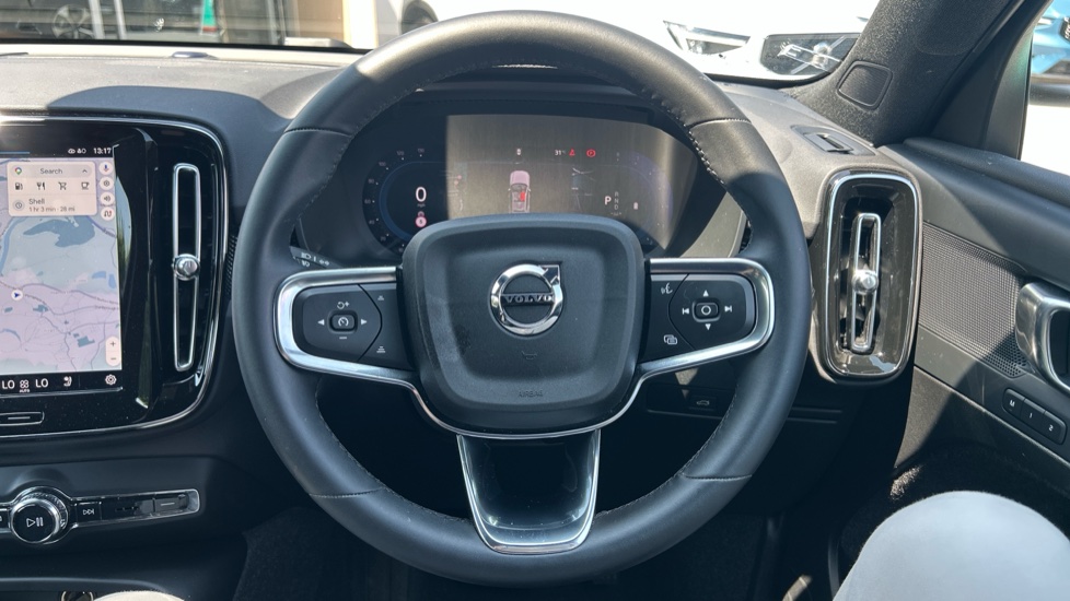Volvo XC40 2.0 B3P Plus Dark 5dr Auto Petrol Estate - Image 10