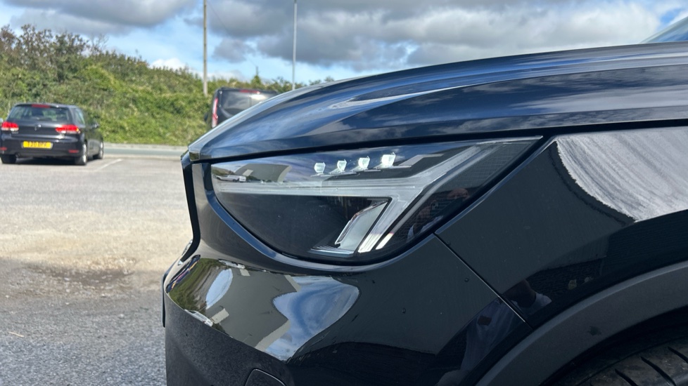 Volvo XC40 2.0 B3P Plus Black Edition 5dr Auto Petrol Estate - Image 34