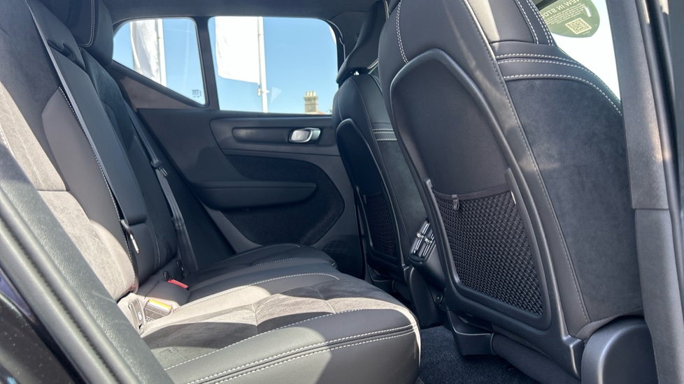 Volvo XC40 2.0 B3P Plus Black Edition 5dr Auto Petrol Estate - Image 6