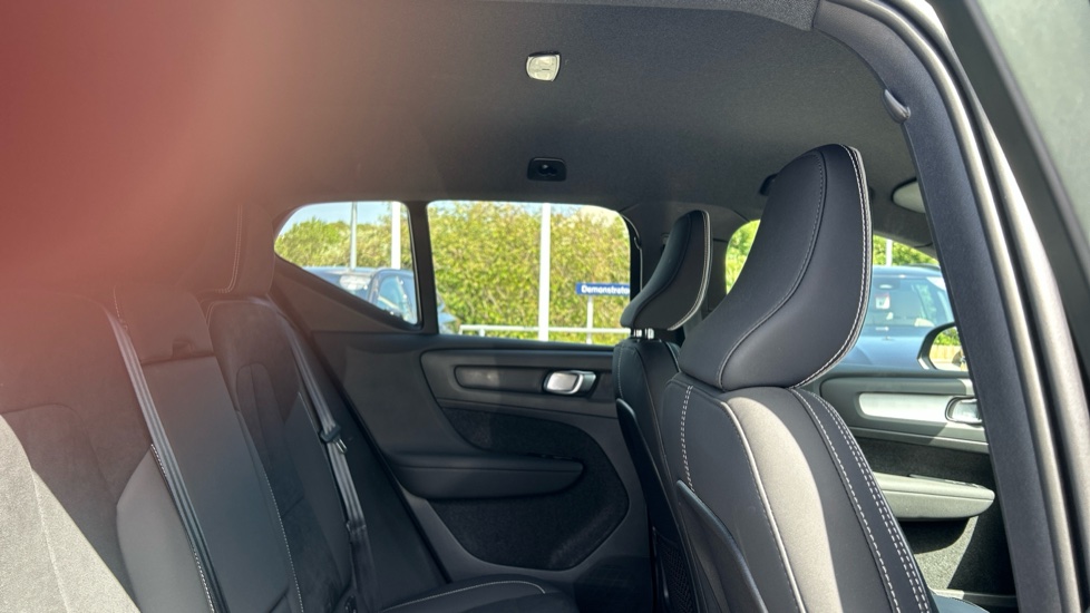Volvo XC40 2.0 B3P Plus Black Edition 5dr Auto Petrol Estate - Image 28