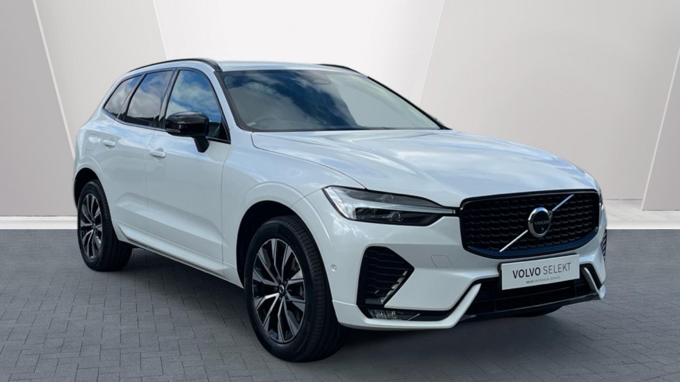 Volvo XC60 2.0 B5P Plus Dark 5dr AWD Geartronic Petrol Estate - Image 1