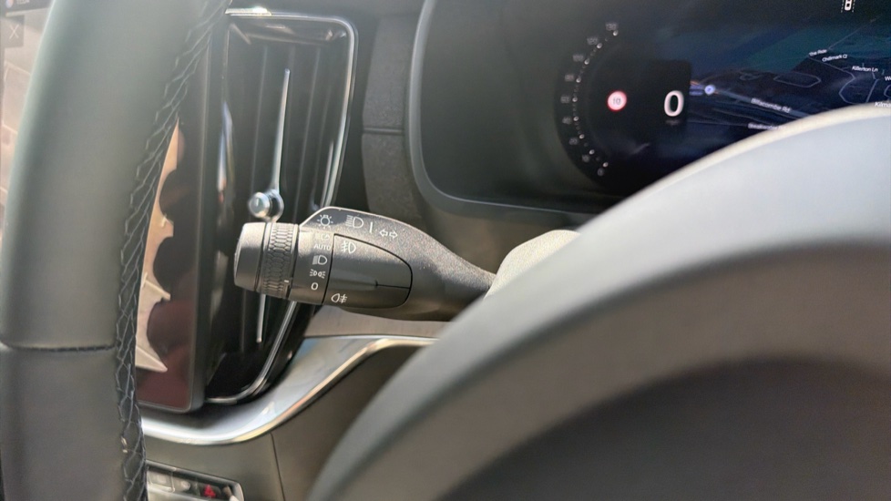 Volvo XC90 2.0 T8 PHEV Ultra Dark 5dr AWD Geartronic Estate - Image 20