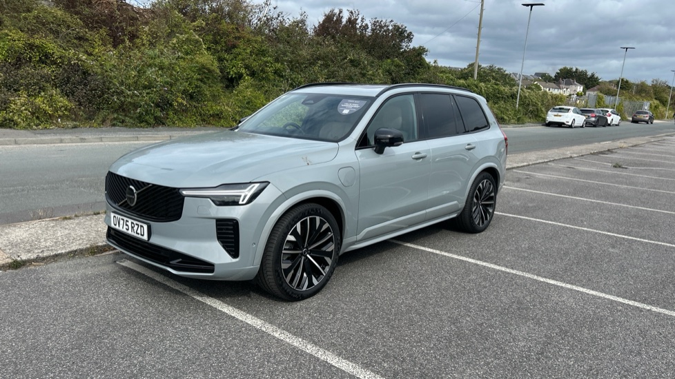 Volvo XC90 2.0 T8 PHEV Ultra Dark 5dr AWD Geartronic Estate - Image 40