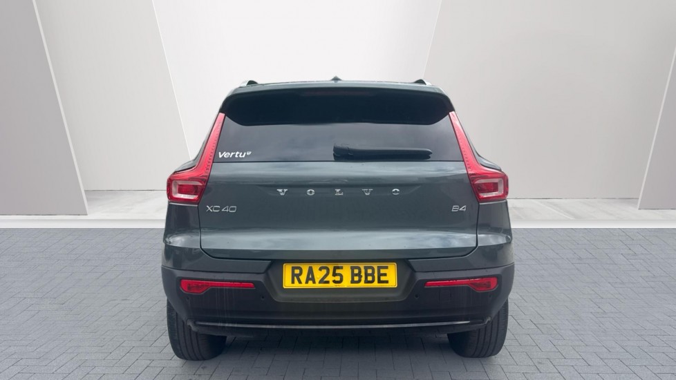 Volvo XC40 2.0 B4P Plus Dark 5dr Auto Petrol Estate - Image 7