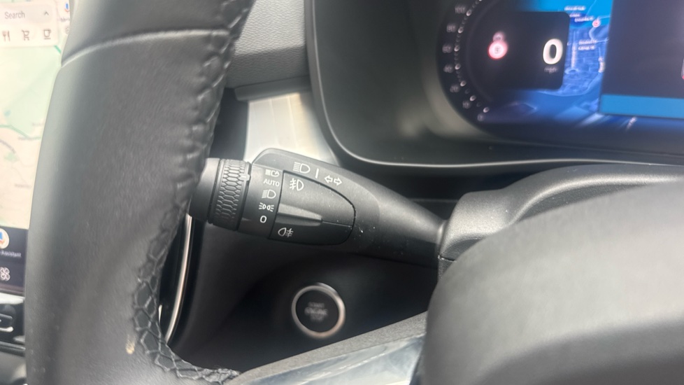 Volvo XC40 2.0 B4P Plus Dark 5dr Auto Petrol Estate - Image 20