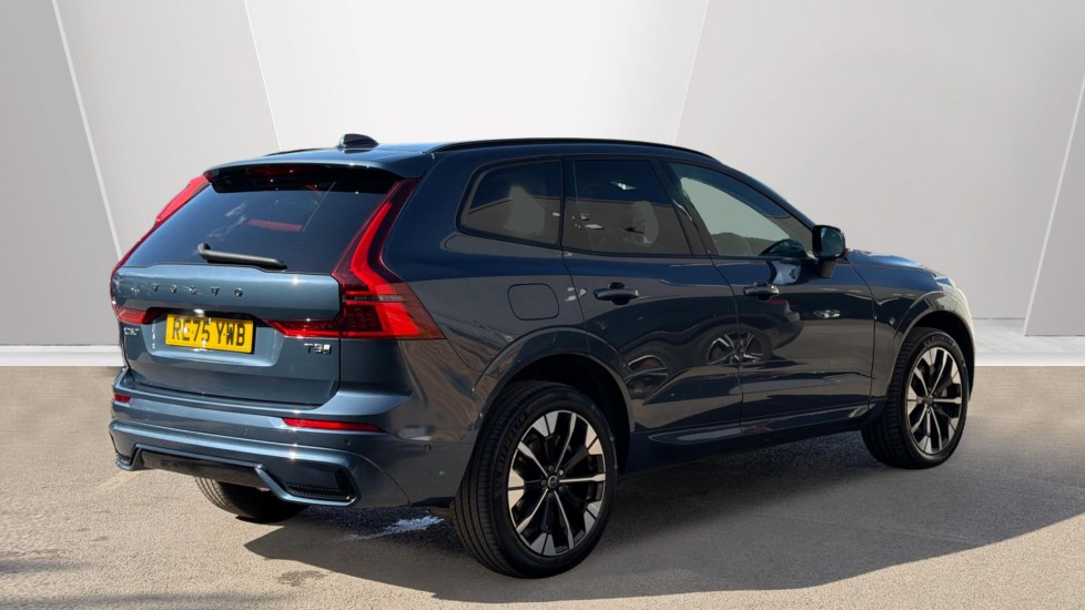 Volvo XC60 2.0 T8 [455] PHEV Ultra Dark 5dr AWD Geartronic Estate - Image 2