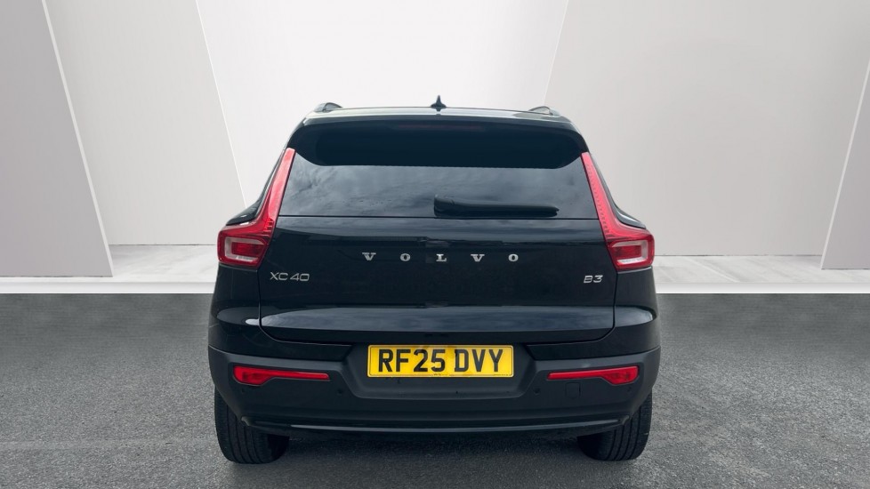 Volvo XC40 2.0 B3P Plus Dark 5dr Auto Petrol Estate - Image 7