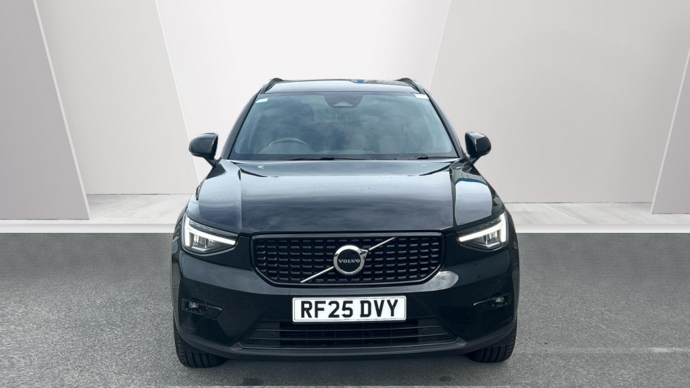 Volvo XC40 2.0 B3P Plus Dark 5dr Auto Petrol Estate - Image 8